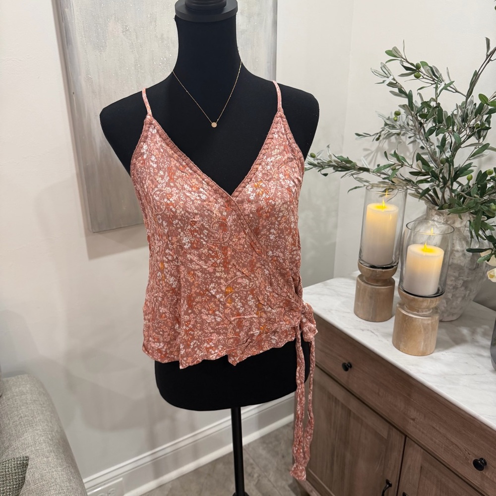 lug Rust Floral Wrap Cami